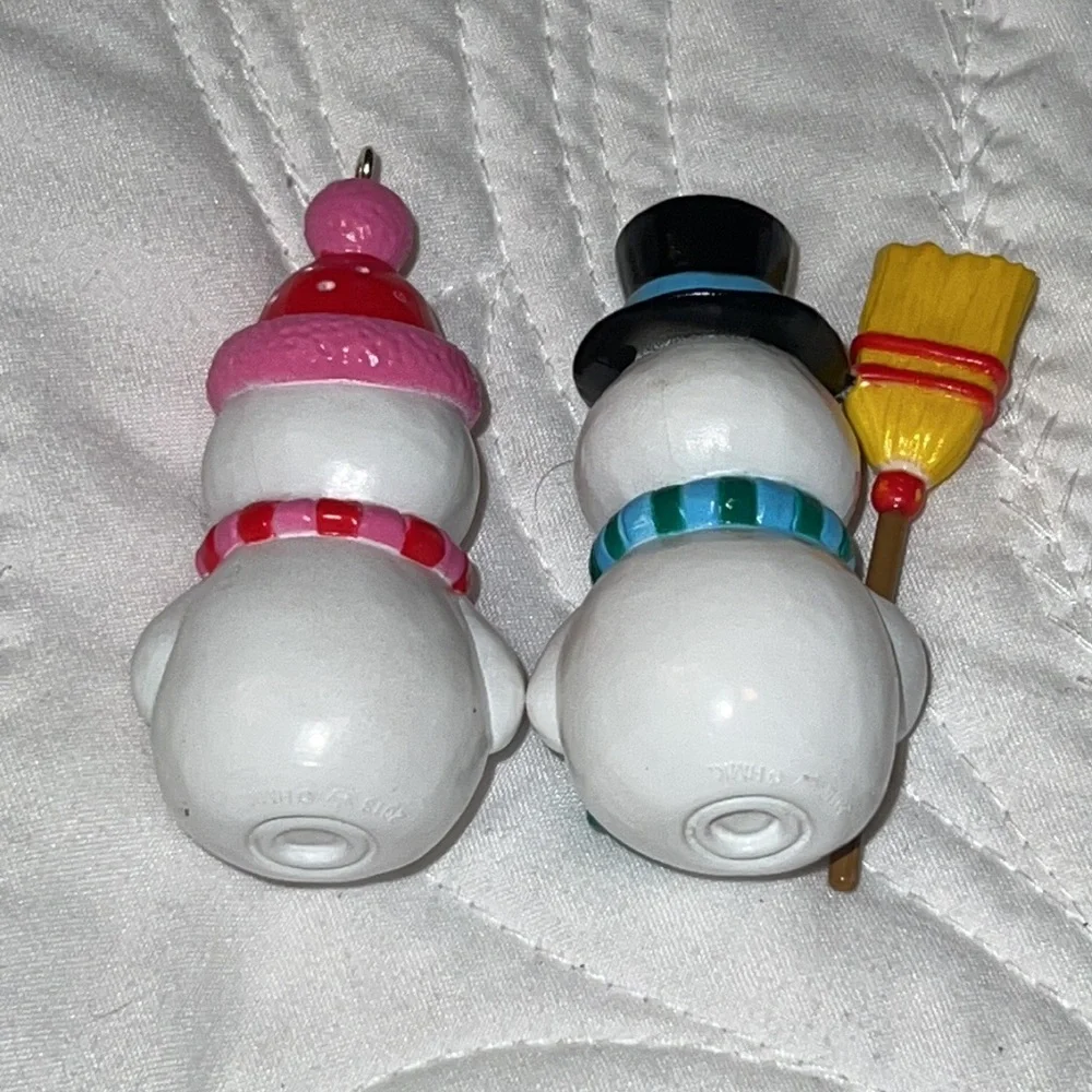 NIB Hallmark Keepsake Ornament “Salt and Pepper Snowmen”